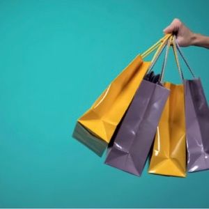 Meet your Posher, Selena